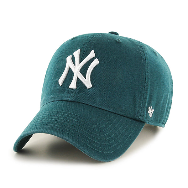 Pictured is this MLB New York Yankees '47 CLEAN UP cap in pacific green. 1