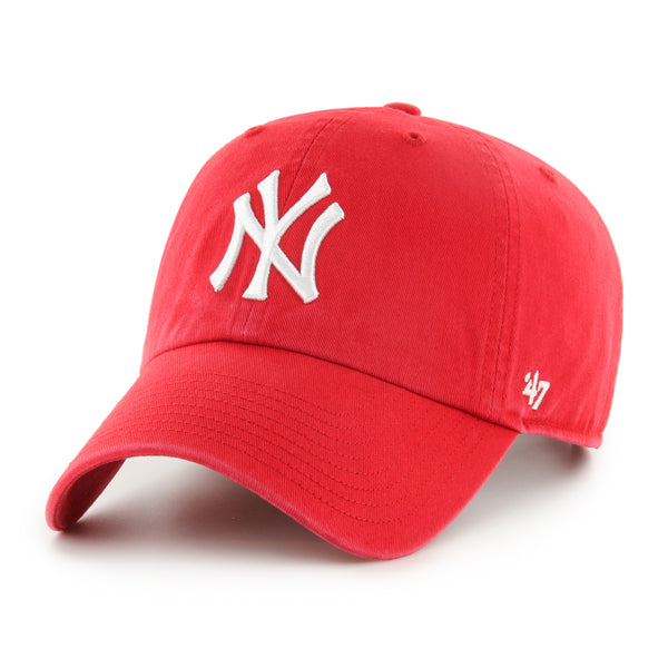 Pictured is this MLB New York Yankees ’47 CLEAN UP cap in dark red. 1