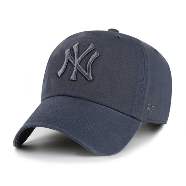 Pictured is this MLB New York Yankees Tonal ’47 CLEAN UP cap in navy. 1