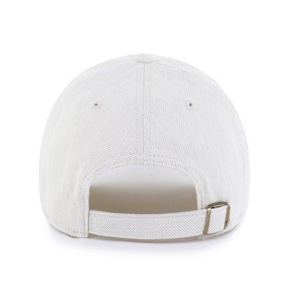 Pictured is this MLB New York Yankees Slub Twill ’47 CLEAN UP cap in white. 3