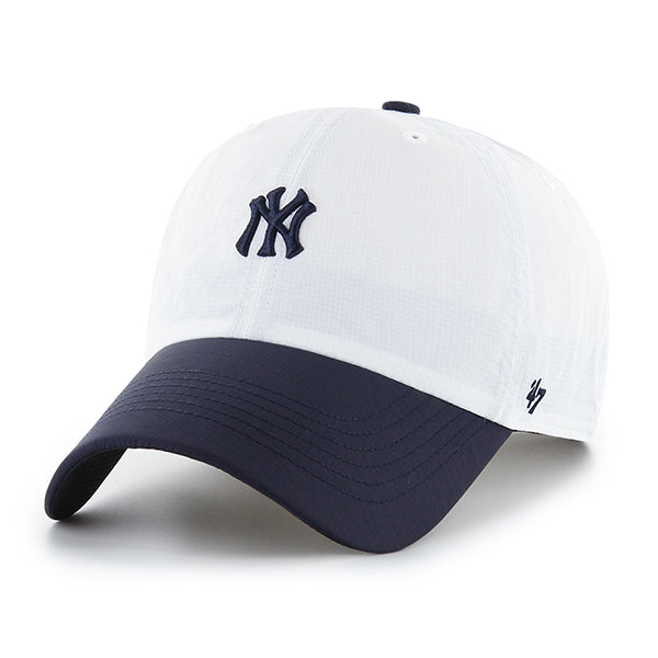 Pictured is this MLB New York Yankees Vista Mini '47 CLEAN UP cap in white. 4