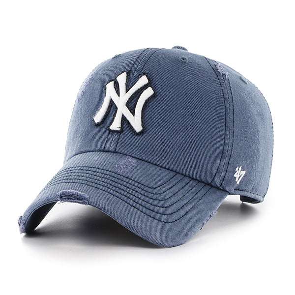 Pictured is this MLB New York Yankees Weathered '47 CLEAN UP cap in navy. 1