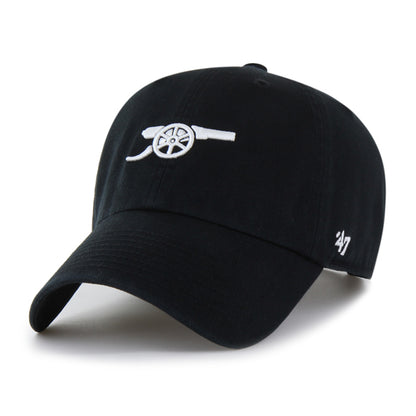 Pictured is this Arsenal FC ’47 CLEAN UP cap in black. 1