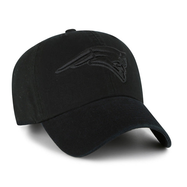 Pictured is this NFL New England Patriots ’47 CLEAN UP cap in black on black. 2