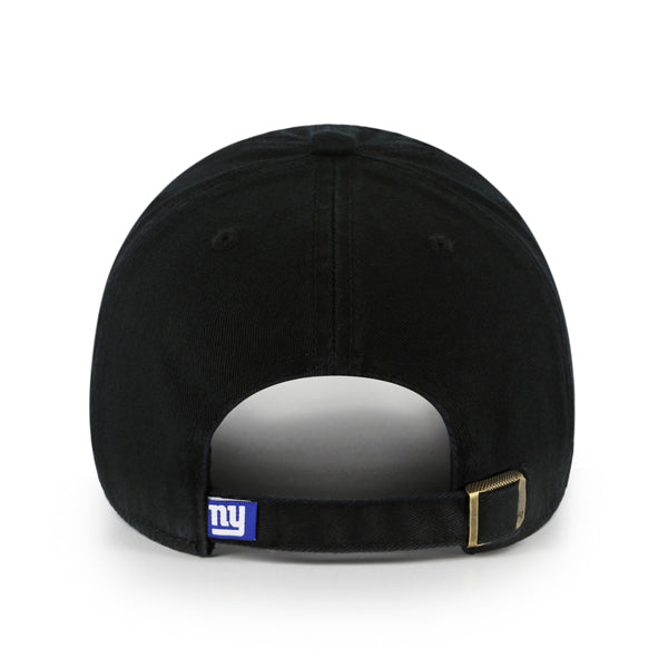Pictured is this NFL New York Giants ’47 CLEAN UP cap in black on black. 3