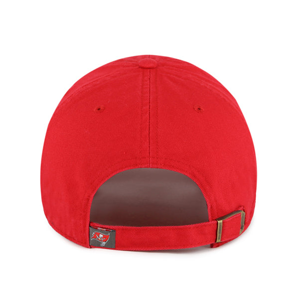 Pictured is this NFL Tampa Bay Buccaneers ’47 CLEAN UP cap in red. 2